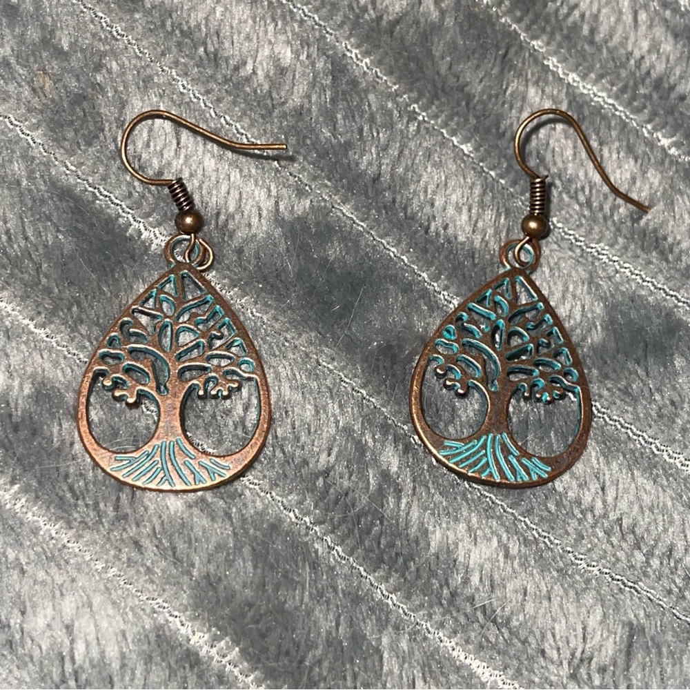 New Green Patina Bronze Celtic Spiritual Tree of Life Bohemien Dangle Earrings - Picture 6 of 9